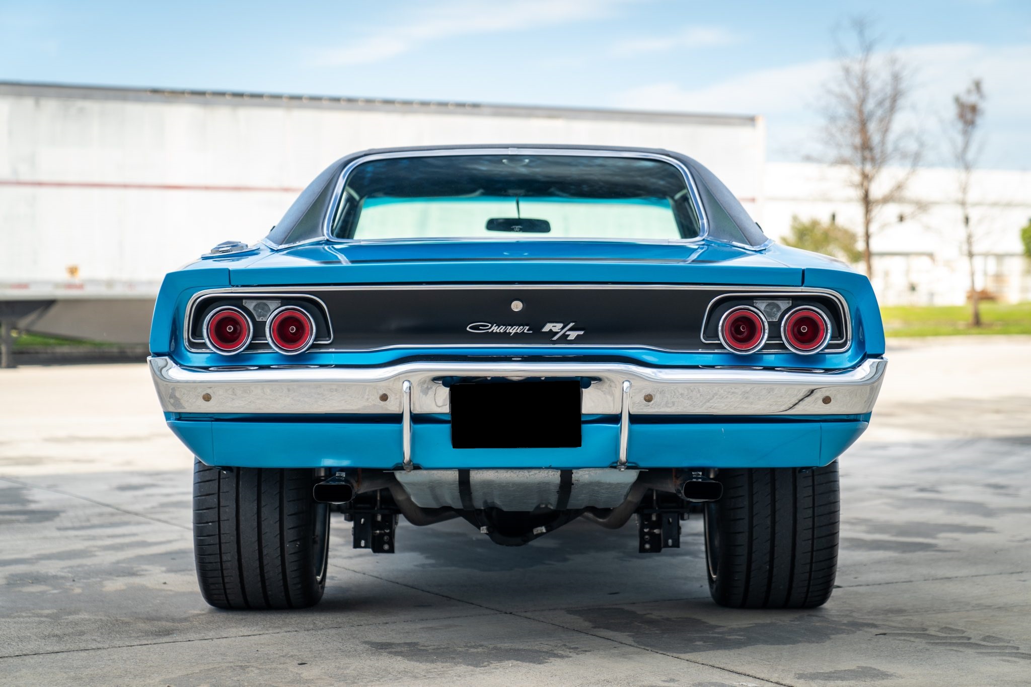 emi–Powered 1968 Dodge Charger RT 5-Speed